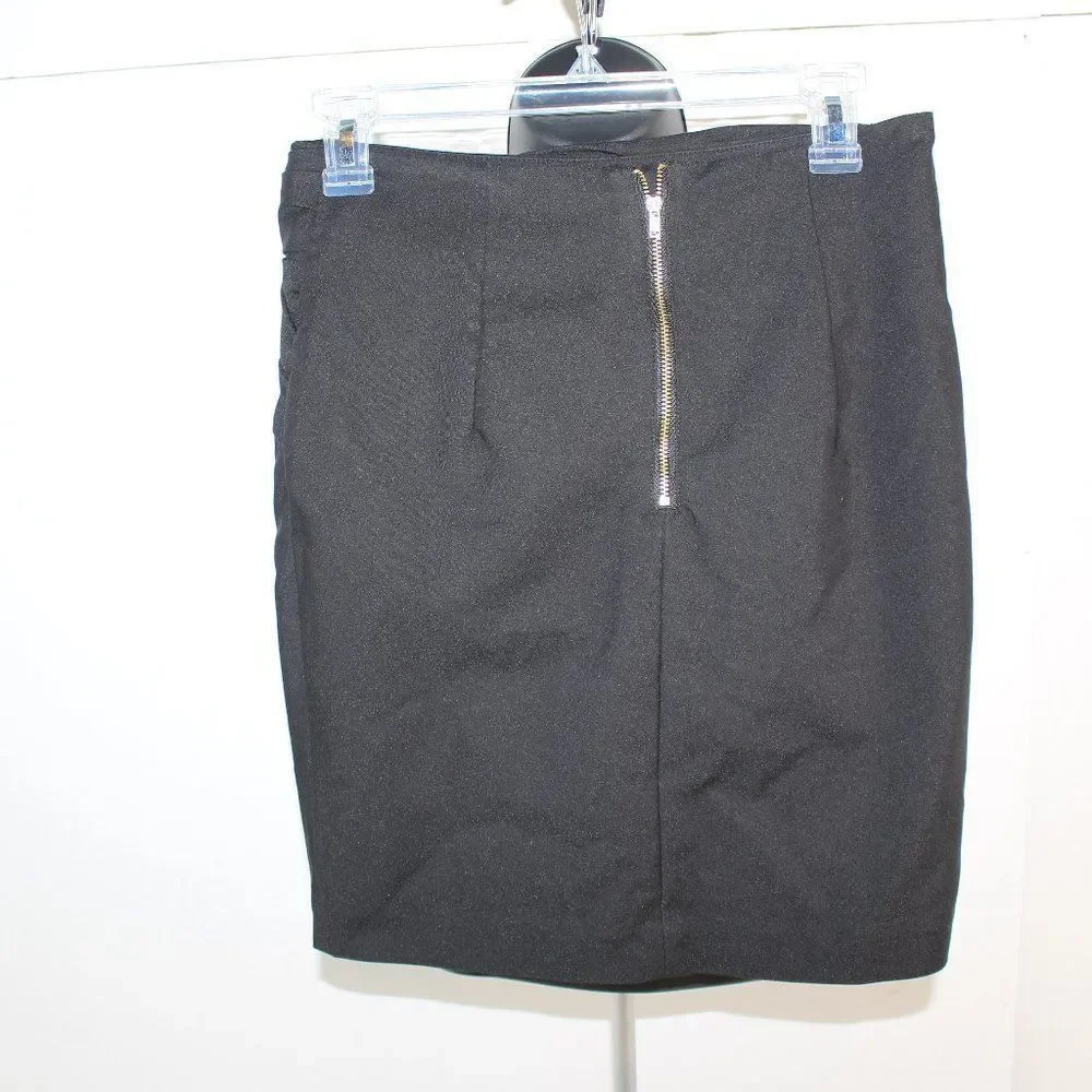 H&M Skirt - Picture 4 of 4